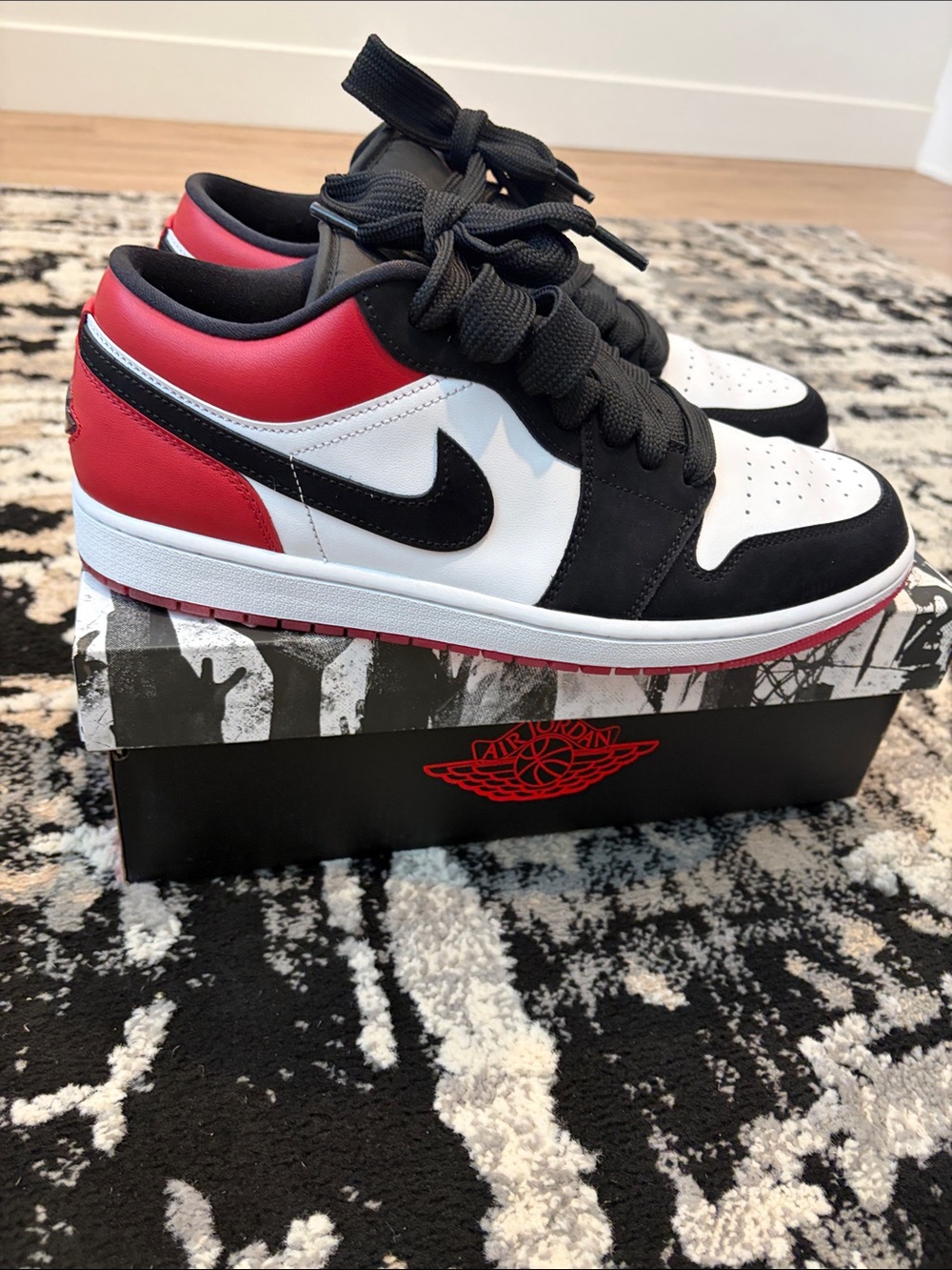Nike Air Jordan 1 Low Men's Sneakers - Black/White/Red